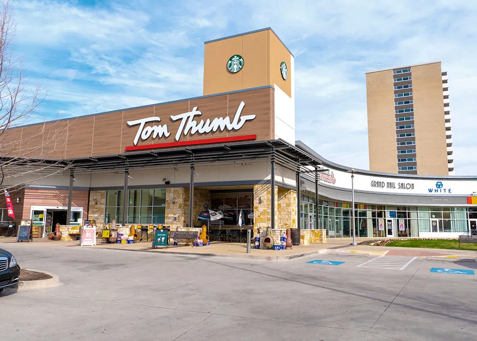 Tom Thumb nearby retail